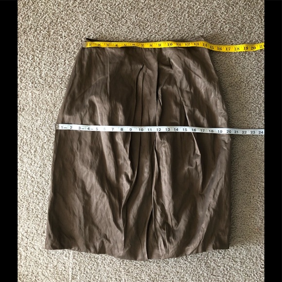 Lafayette 148 NY Taffeta Skirt size 8 Pleated Front Chic cozy gorgeous style - Picture 10 of 13